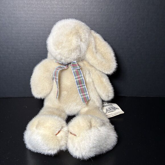 VTG Manhattan Toy Bunny Rabbit Plush Stuffed Animal Ivory Cream NWT Sleepy bunny - Picture 1 of 6